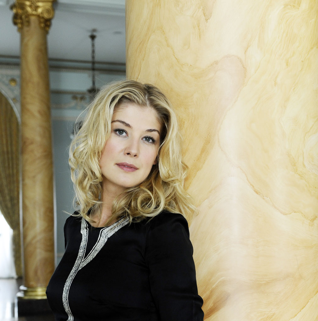 Rosamund Pike